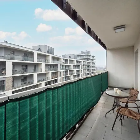 Near The River Balcony And Free Garage By Renters Appartamento Breslavia
